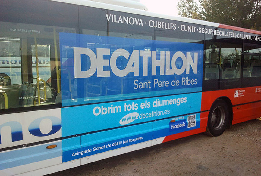 Publicitat Autobus Decathlon