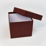 Caja de cartón de regalo cubo